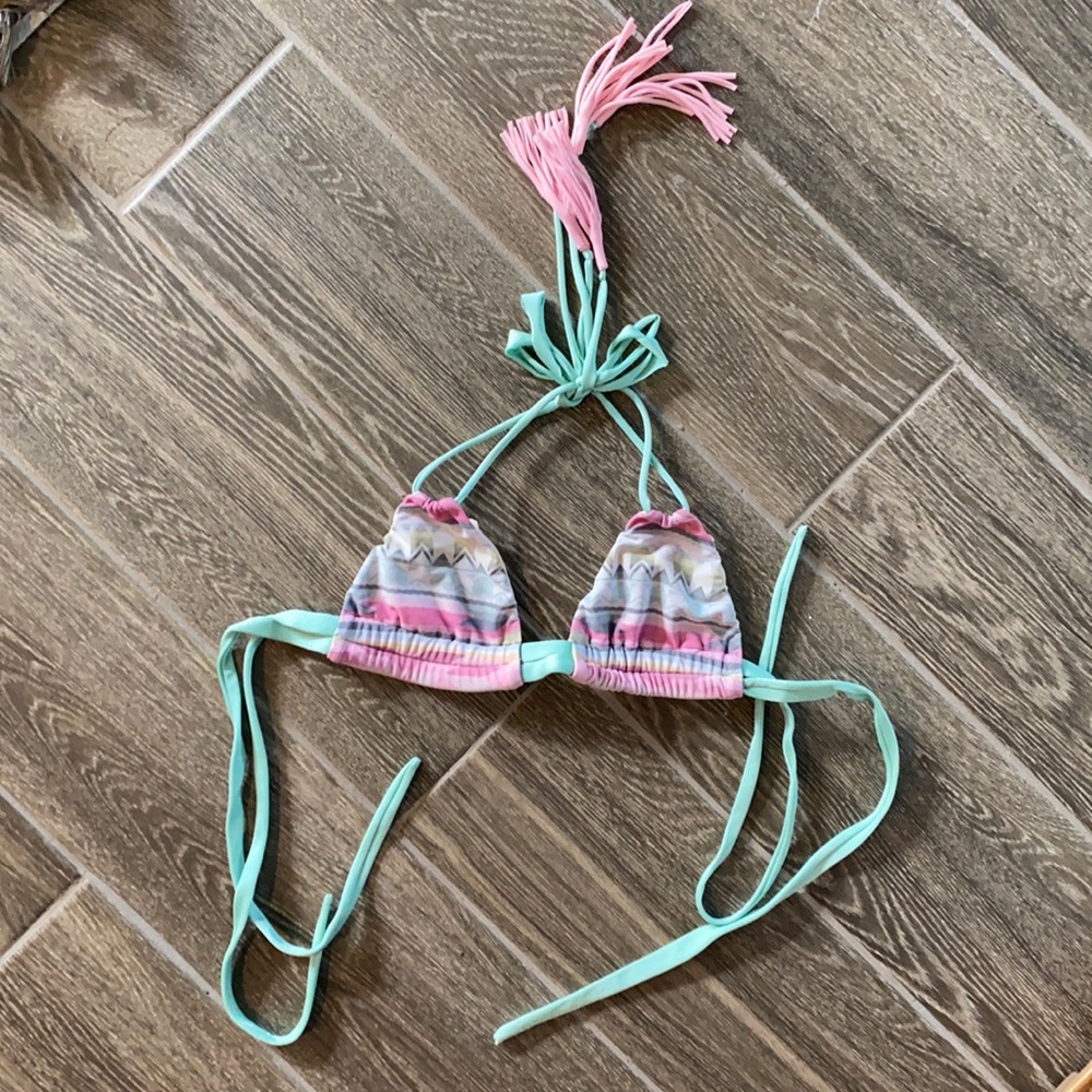 Montce light green pink tassel bikini top small